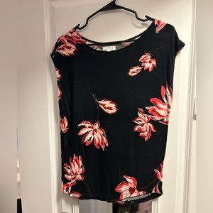 14th & Union floral top